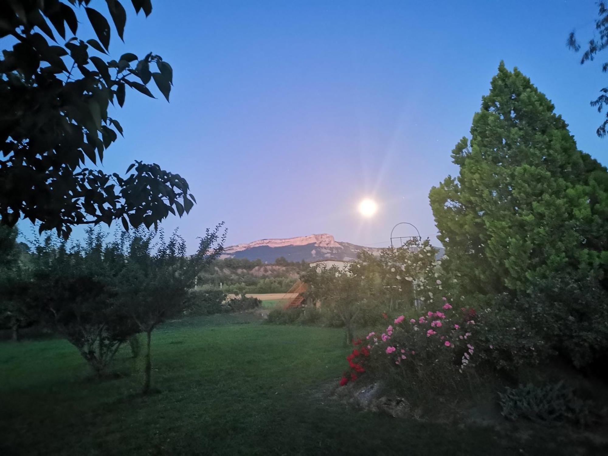 Le Petit Caboulot En Pleine Nature Vaumeilh エクステリア 写真
