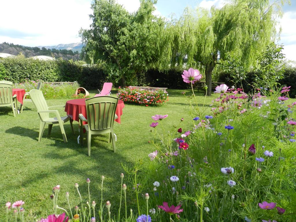 Le Petit Caboulot En Pleine Nature Vaumeilh エクステリア 写真